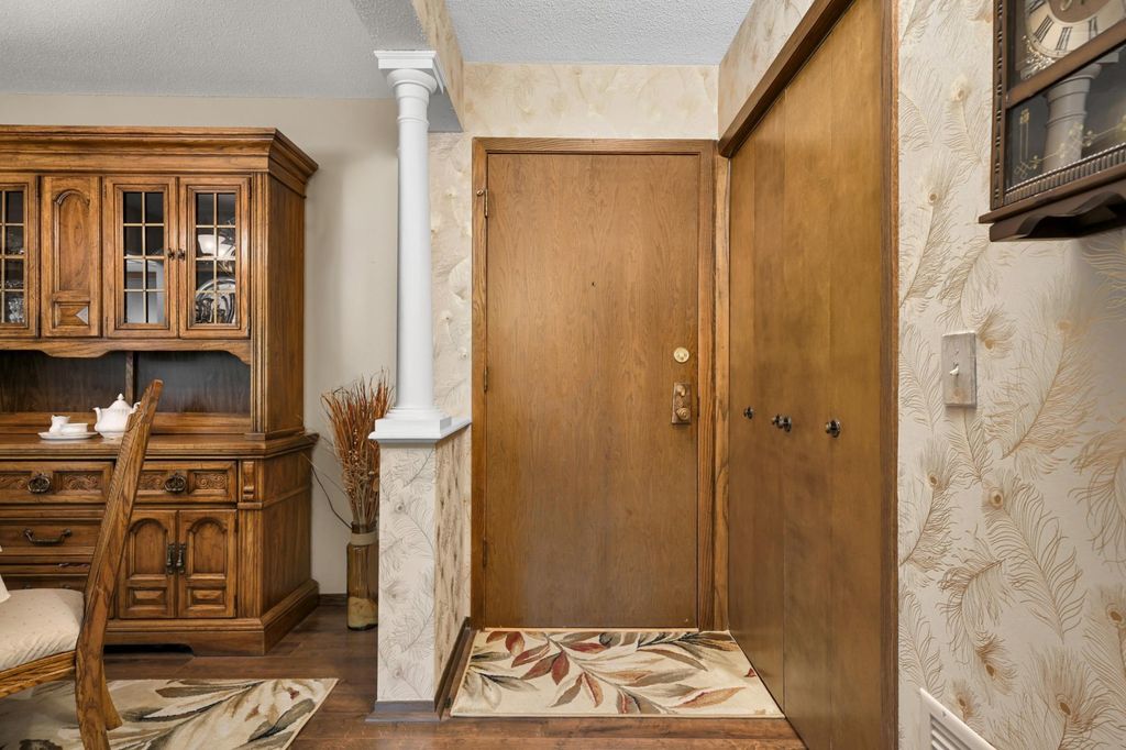 4120 Parklawn Avenue 222, Edina, MN 55435 — photo 3