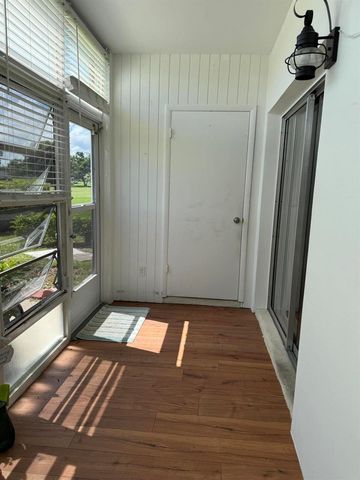 33 Pine Arbor Lane 102, Vero Beach, FL 32962