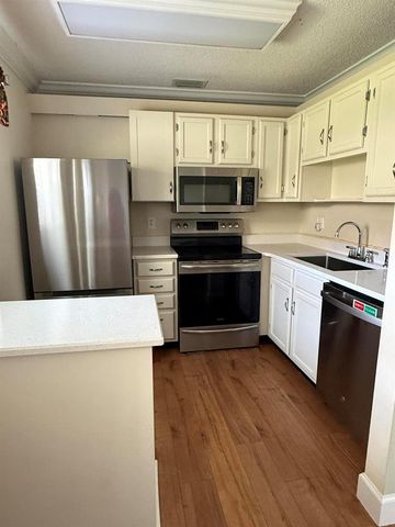 33 Pine Arbor Lane 102, Vero Beach, FL 32962