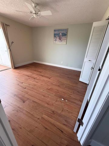 33 Pine Arbor Lane 102, Vero Beach, FL 32962