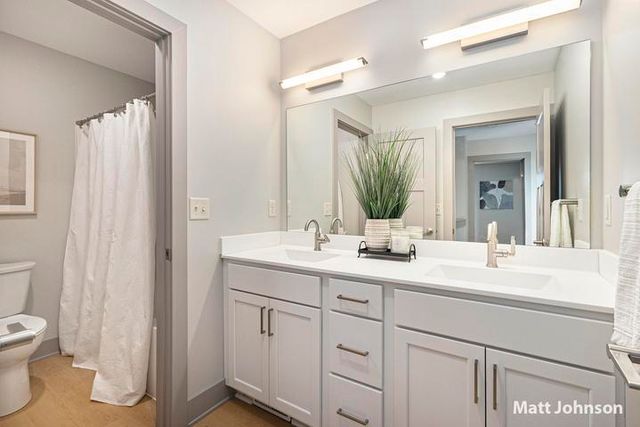 2105 Willard Avenue, Grand Rapids, MI 49507