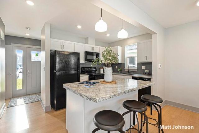 2105 Willard Avenue, Grand Rapids, MI 49507