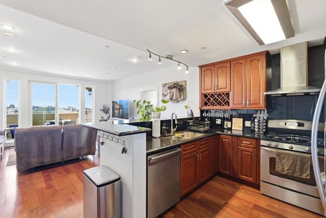 151 El Camino Real 305, Millbrae, CA 94030