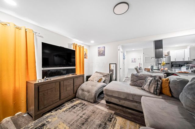 181 S Oakley Avenue, Columbus, OH 43204