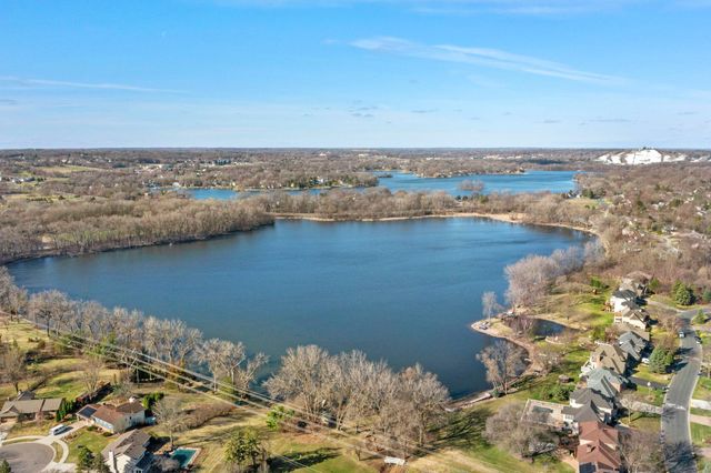 942 Hopewell Lane, Apple Valley, MN 55124