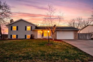 942 Hopewell Lane, Apple Valley, MN 55124