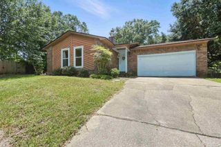 4532 Tradewinds Pl, Pensacola, FL 32514