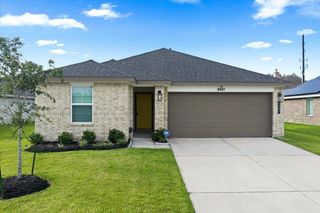 9907 Palm Royal Drive, Baytown, TX 77521