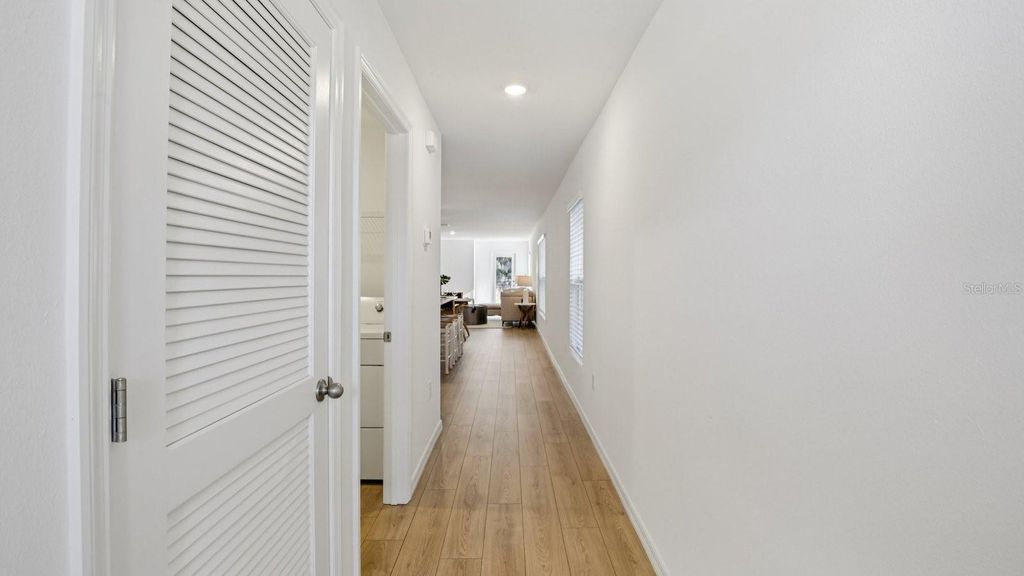 Image 2 of property listing at 8308 RIVERBEND RISE LANE, Tampa, FL 33619