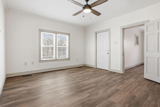 910 E Paint Street, Washington Court House, OH 43160