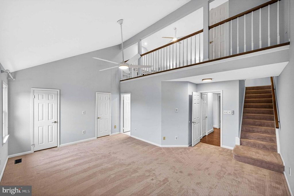 Image 24 of property listing at 8016 QUARRY RIDGE WAY, Bethesda, MD 20817
