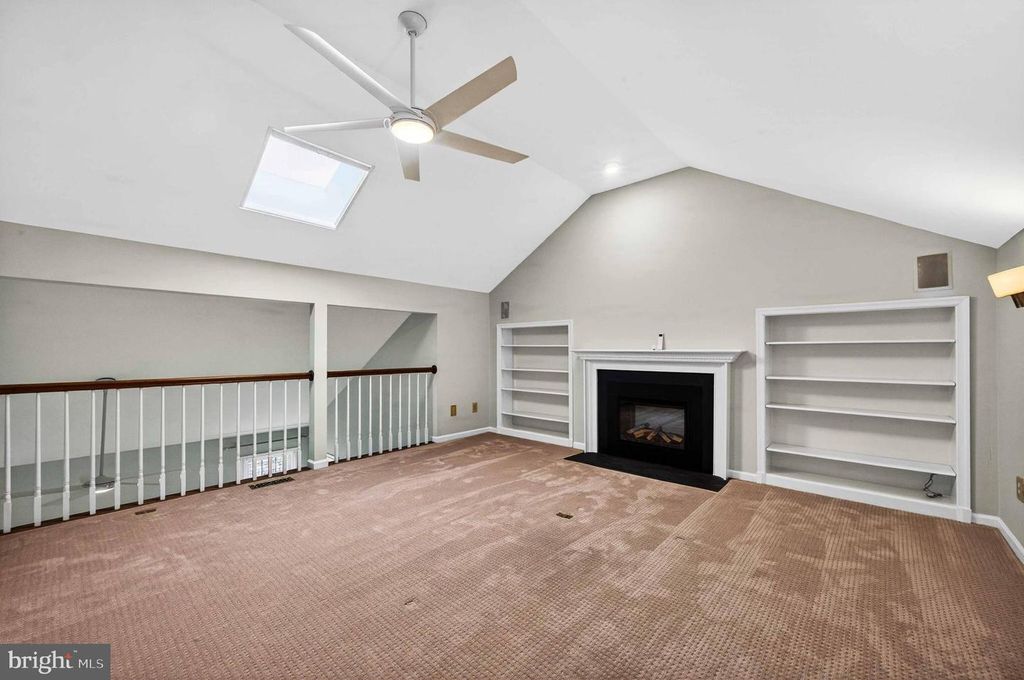 Image 35 of property listing at 8016 QUARRY RIDGE WAY, Bethesda, MD 20817