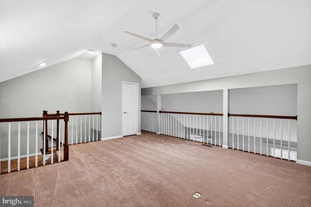 Image 37 of property listing at 8016 QUARRY RIDGE WAY, Bethesda, MD 20817