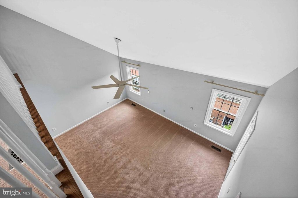 Image 38 of property listing at 8016 QUARRY RIDGE WAY, Bethesda, MD 20817