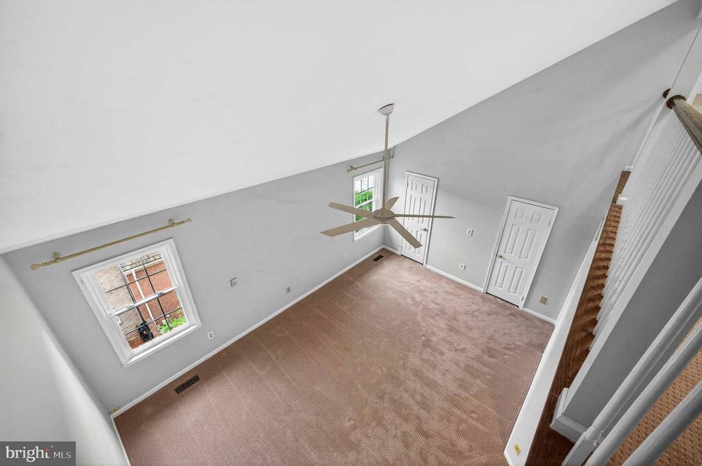 Image 39 of property listing at 8016 QUARRY RIDGE WAY, Bethesda, MD 20817