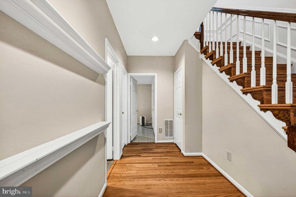 Image 46 of property listing at 8016 QUARRY RIDGE WAY, Bethesda, MD 20817