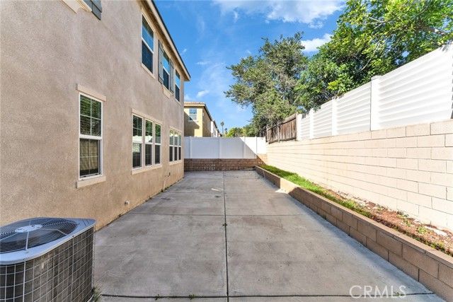 1520 Cantabria, Upland, CA 91786