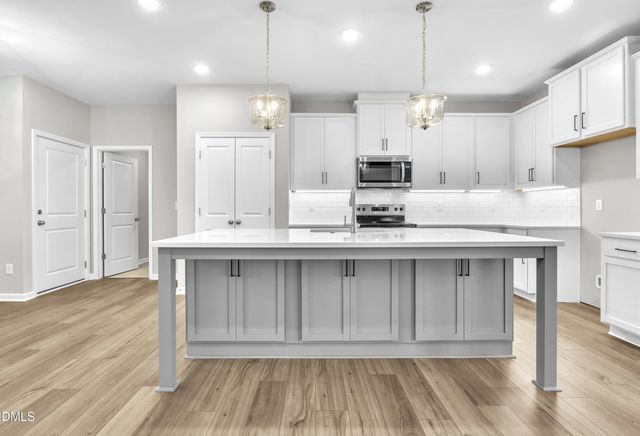 127 Luther Drive Mvg26, Graham, NC 27253