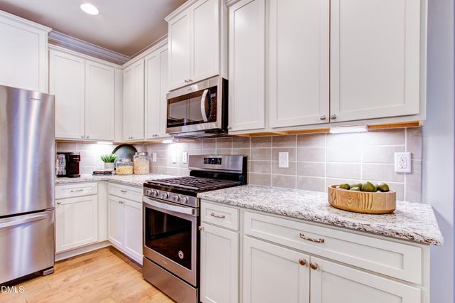 127 Luther Drive Mvg26, Graham, NC 27253