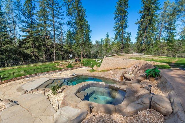 23870 Tokayana Way, Colfax, CA 95713