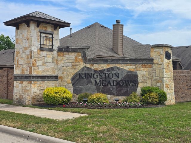 1300 Bellingham Circle, Glenn Heights, TX 75154