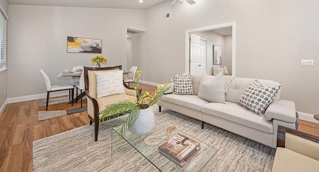 7510 Island Way, Sacramento, CA 95831