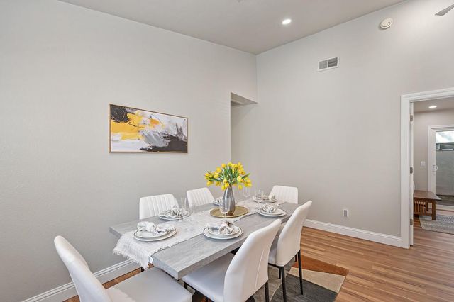 7510 Island Way, Sacramento, CA 95831