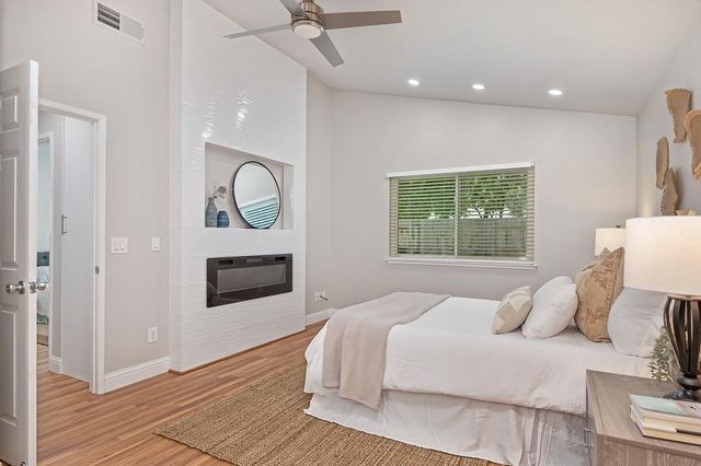 7510 Island Way, Sacramento, CA 95831