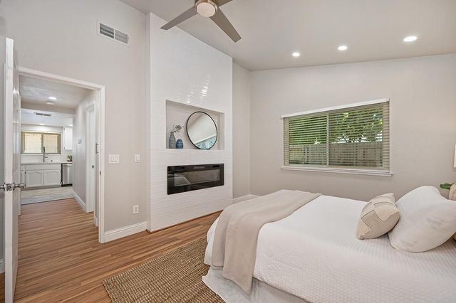 7510 Island Way, Sacramento, CA 95831