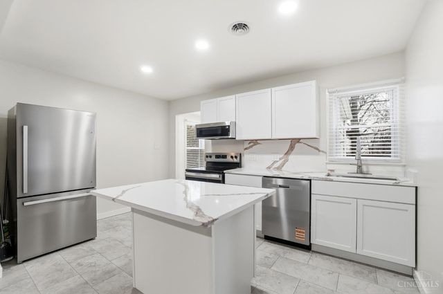 200 N First Street, Trenton, OH 45067