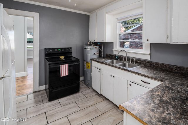 1409 W 6th Street, Greenville, NC 27834