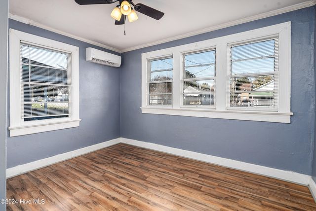 1409 W 6th Street, Greenville, NC 27834