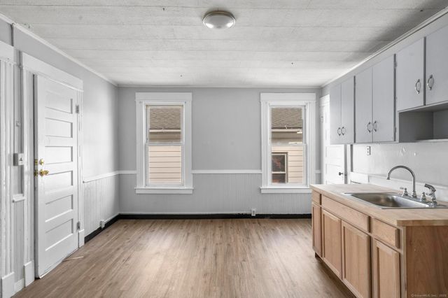 73 South Street, Waterbury, CT 06706