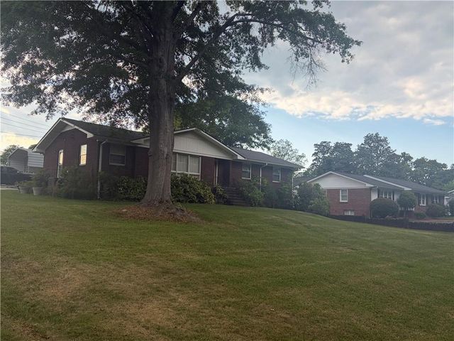 701 Oakcrest Drive, Rockmart, GA 30153
