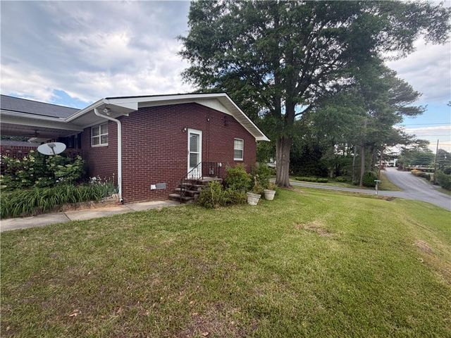 701 Oakcrest Drive, Rockmart, GA 30153