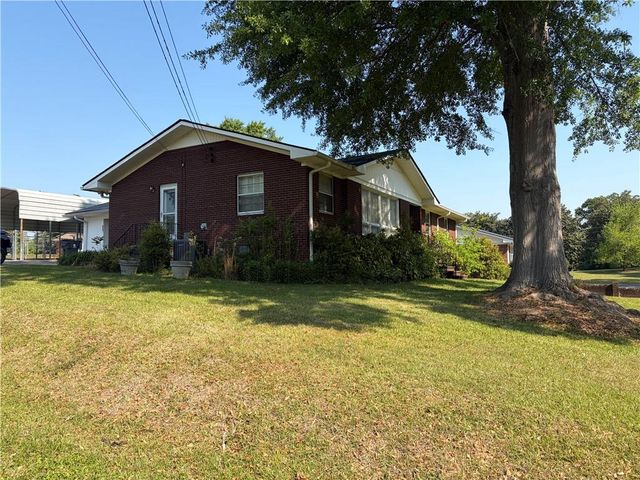 701 Oakcrest Drive, Rockmart, GA 30153