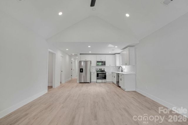 1120 Rosehill Drive, Lincolnton, NC 28092