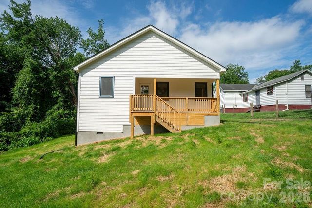 1120 Rosehill Drive, Lincolnton, NC 28092