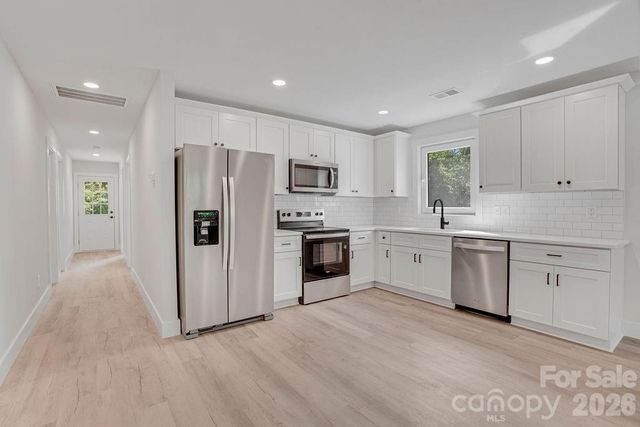 1120 Rosehill Drive, Lincolnton, NC 28092