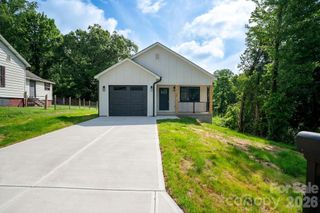 1120 Rosehill Drive, Lincolnton, NC 28092