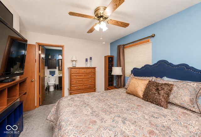 127 N Buck Creek Road, Indianapolis, IN 46229