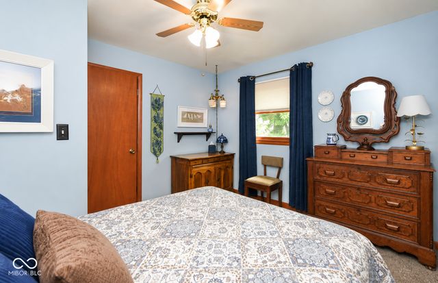 127 N Buck Creek Road, Indianapolis, IN 46229