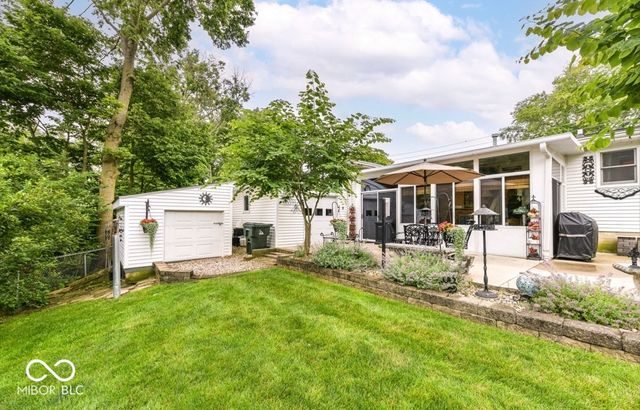 127 N Buck Creek Road, Indianapolis, IN 46229