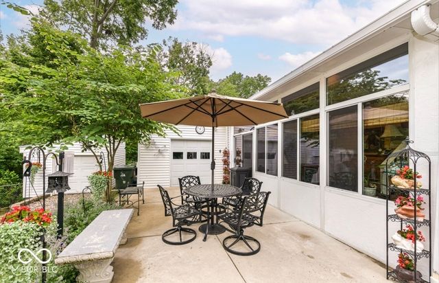 127 N Buck Creek Road, Indianapolis, IN 46229