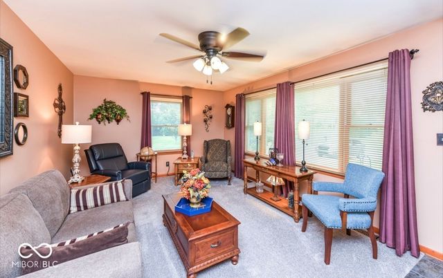 127 N Buck Creek Road, Indianapolis, IN 46229