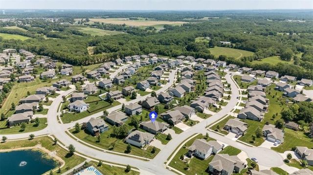 105 SE Griffin Street, Blue Springs, MO 64064