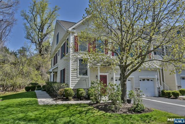 66 Pheasant Run, Old Tappan, NJ 07675