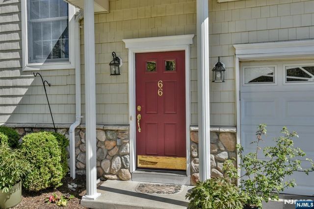 66 Pheasant Run, Old Tappan, NJ 07675