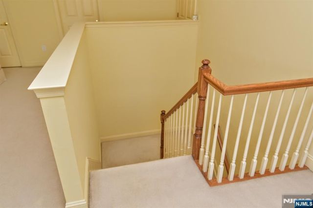 66 Pheasant Run, Old Tappan, NJ 07675