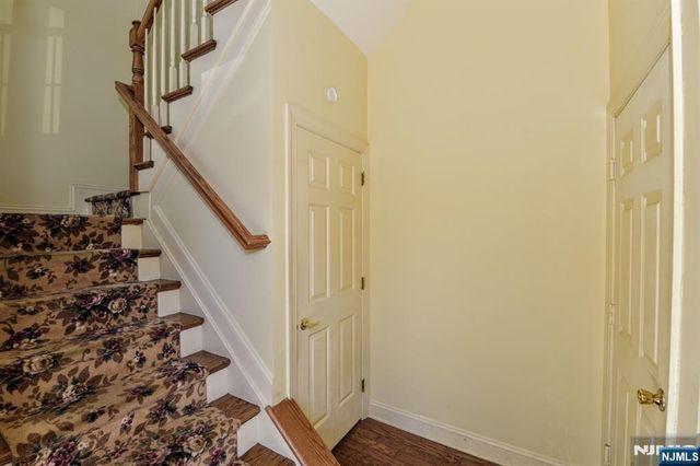 66 Pheasant Run, Old Tappan, NJ 07675